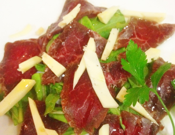 横浜で肉料理を食べるならおしゃれな雰囲気の【Osteria Austro】